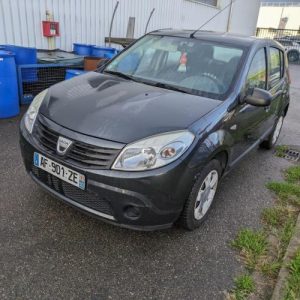 DACIA SANDERO 1