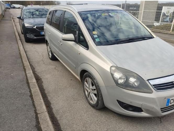 OPEL ZAFIRA B PHASE 2