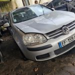 VOLKSWAGEN GOLF 5